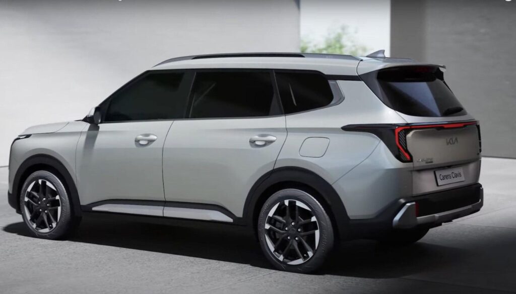 All-New Kia Carens Clavis EV Launched: Price, Features & Range Explained