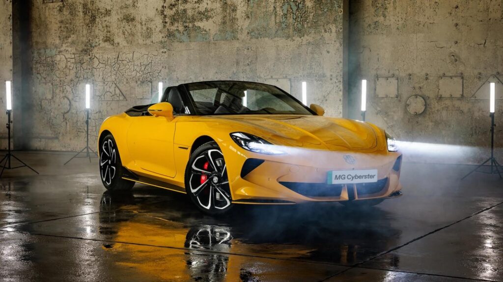 MG Cyberster EV: India’s First Electric Roadster Redefines Speed and Style